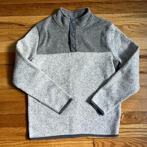 Cozy youth two toned gray sweater 8-10years
